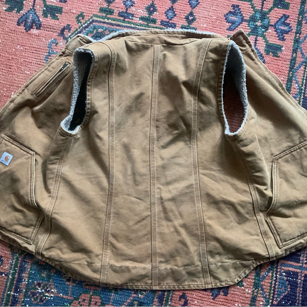 Carhartt Sherpa-Lined Canvas Vest, Women’s Medium. Carhartt Brown, like new. - Picture 6 of 9